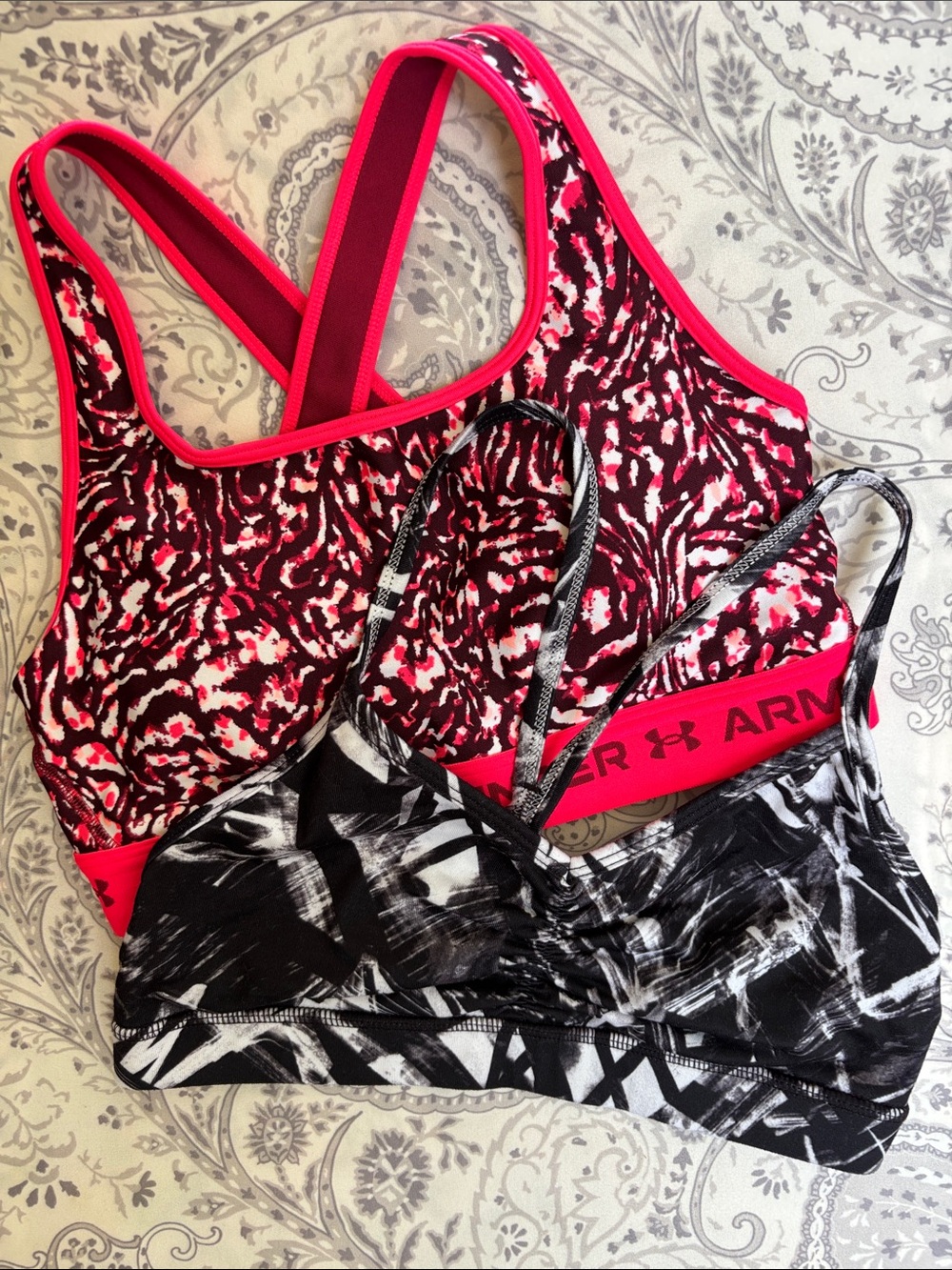 Under Armour and Old Navy Women’s Bras - Pack of 2 size M
